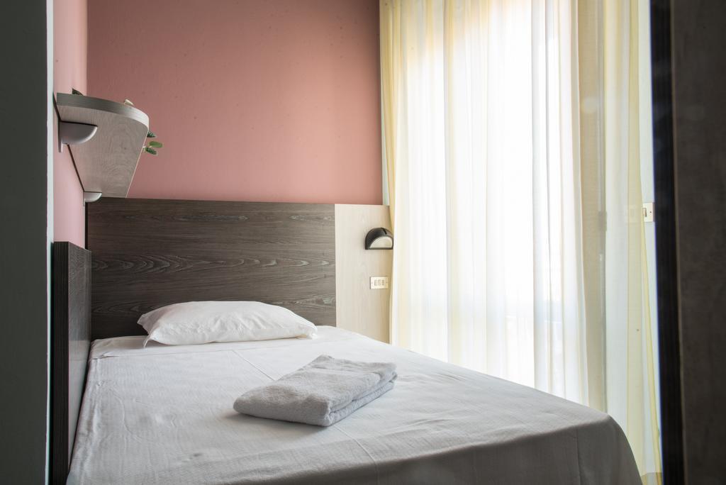 Hotel Mirage 3*