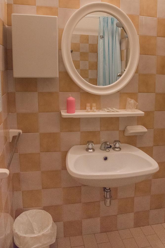 Hotel Mirage 3*